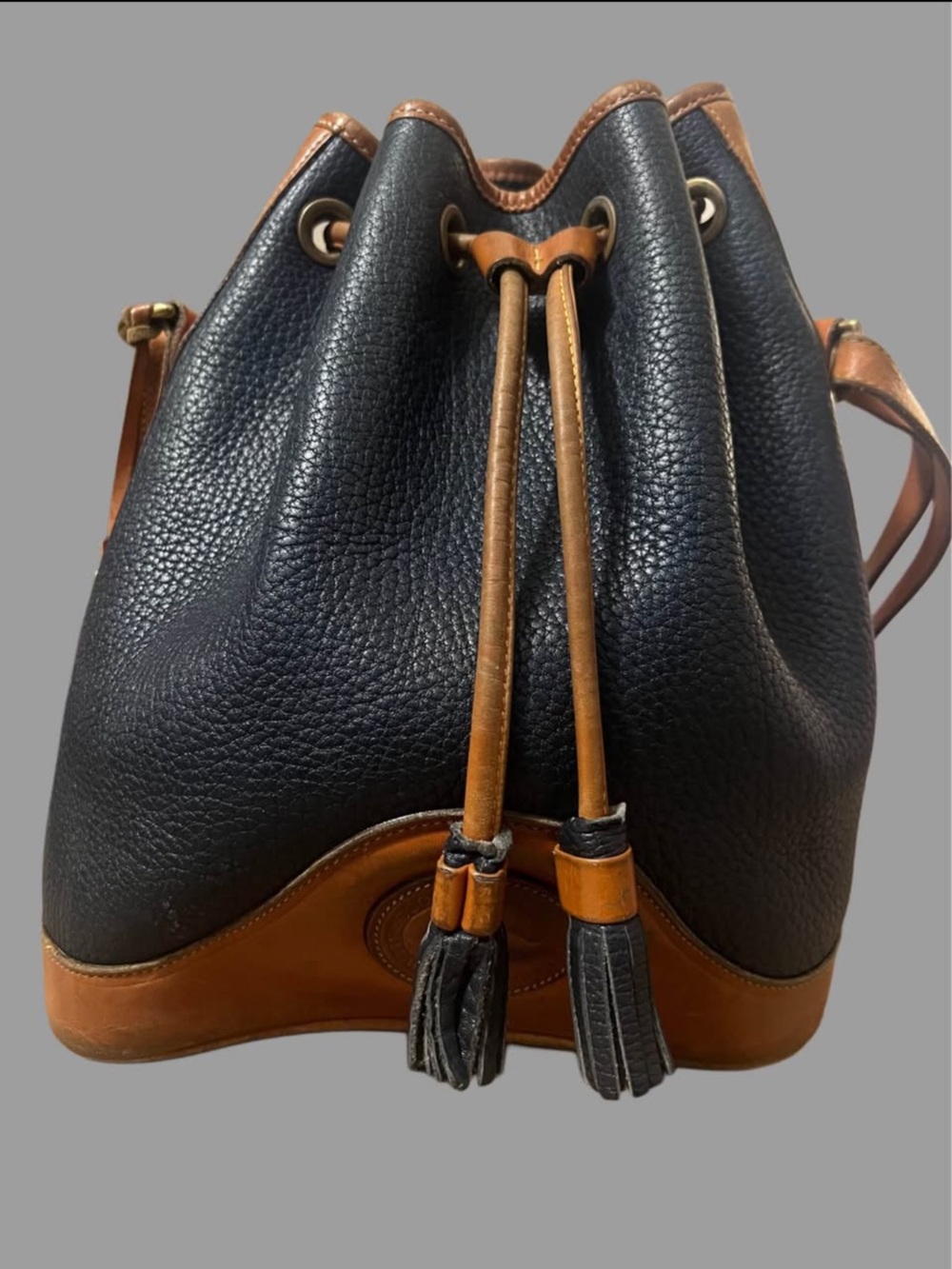 Vintage Dooney & Bourke AWL Drawstring Bucket Bag – Navy Blue & British Tan